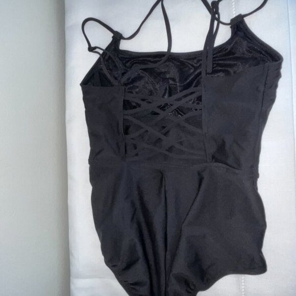 Magicsuit Sigourney One Piece in Black Size 10 - Picture 6 of 8